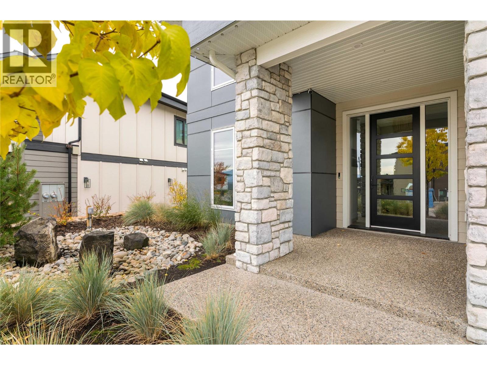 1131 Collinson Court