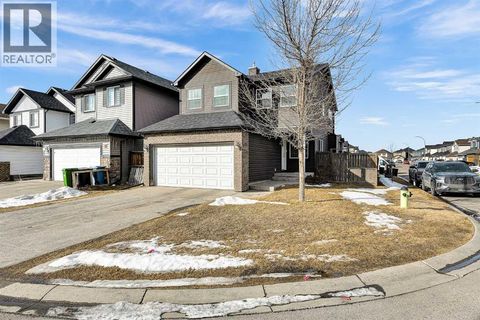 2 Saddleland Way NE Calgary AB T3j5K5