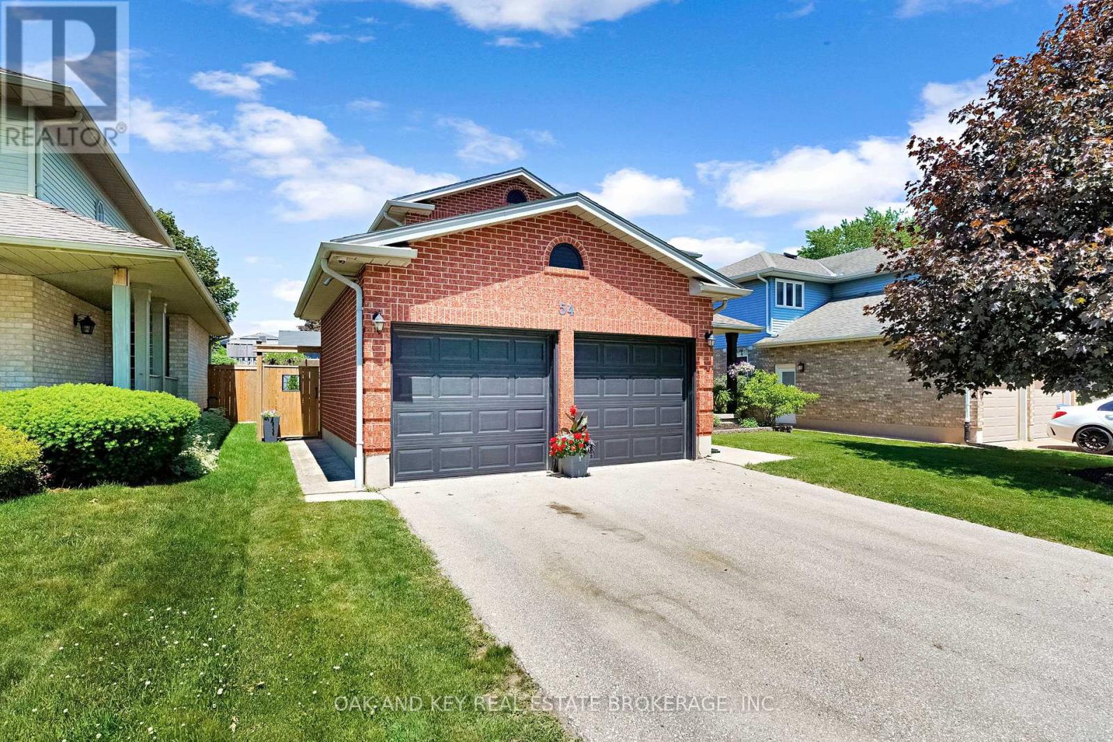54 NAPOLEON DRIVE