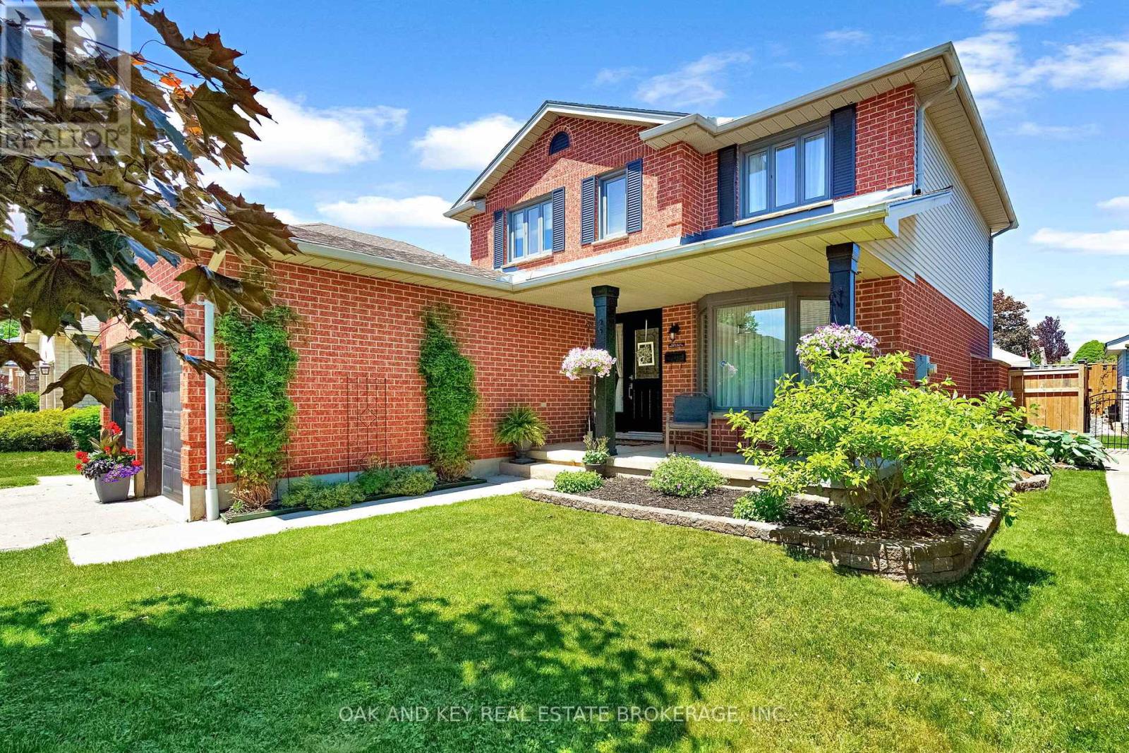 54 NAPOLEON DRIVE