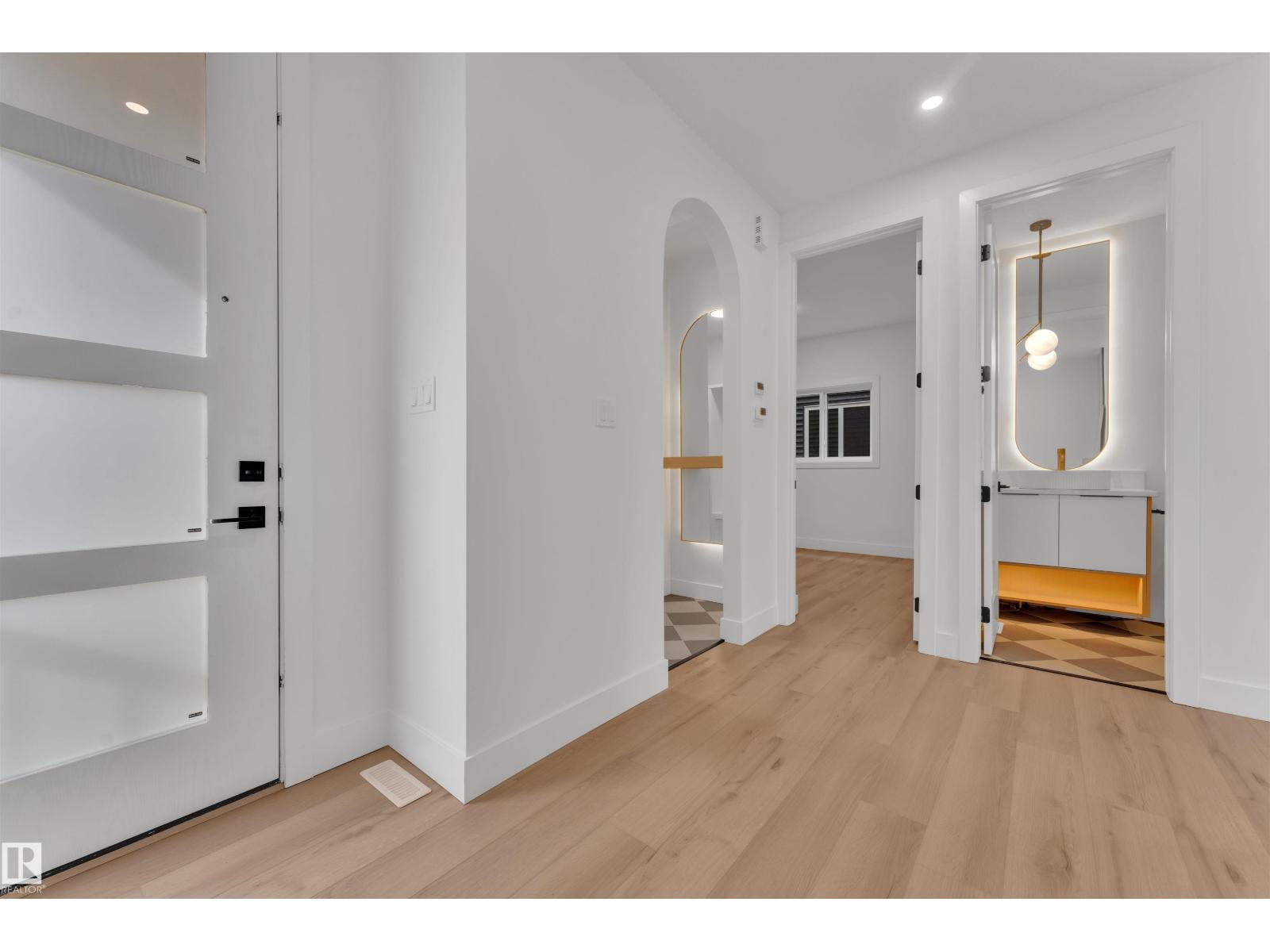 8458 Mayday LI SW SW