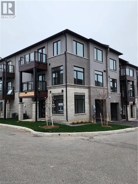 155 EQUESTRIAN Way Unit# 127 Cambridge ON N3E0E8