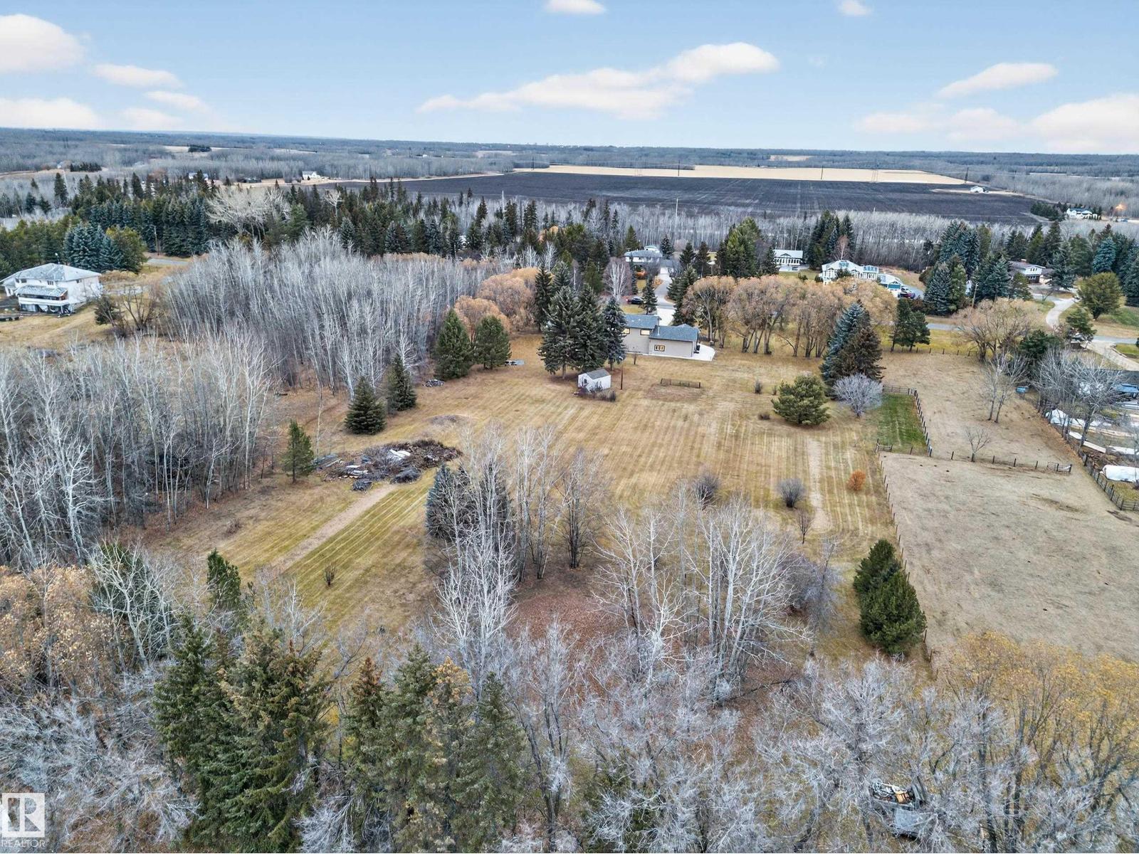 51528 RGE ROAD 262
