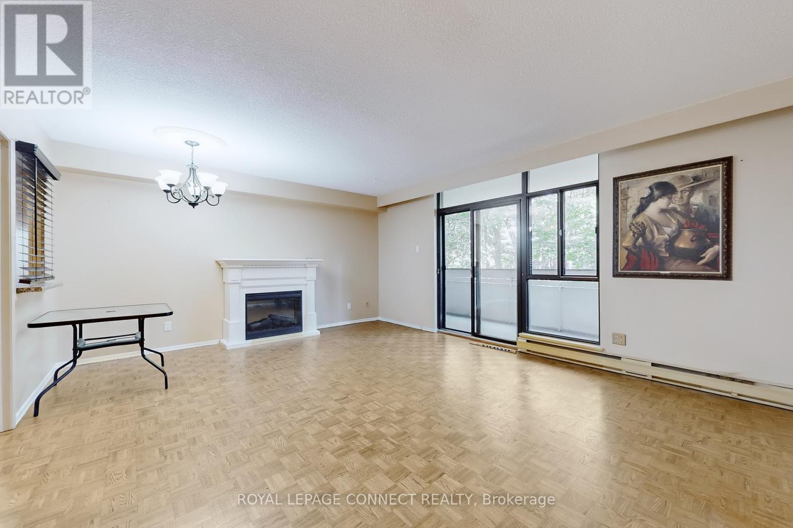 5-213 - 50 OLD KINGSTON ROAD