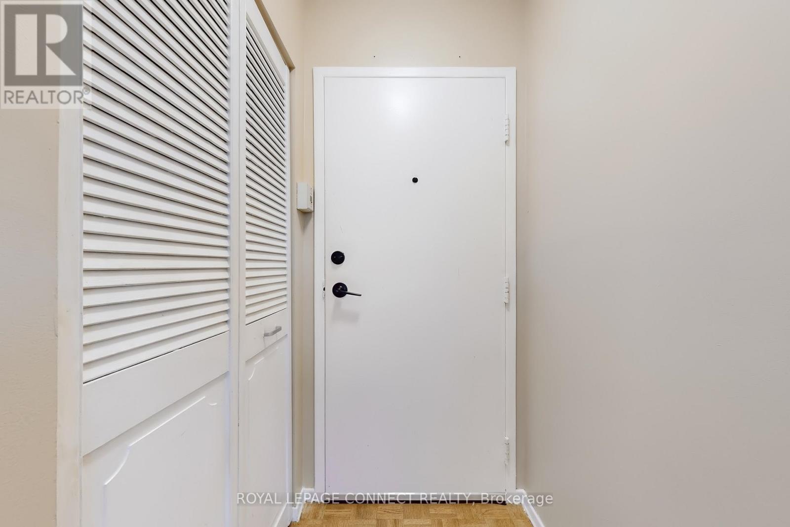 5-213 - 50 OLD KINGSTON ROAD