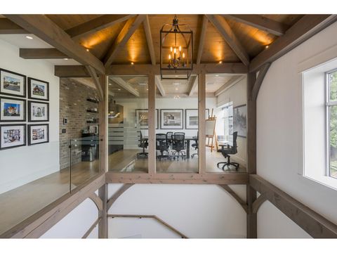 111 6039 196 STREET Surrey BC V3S7X4