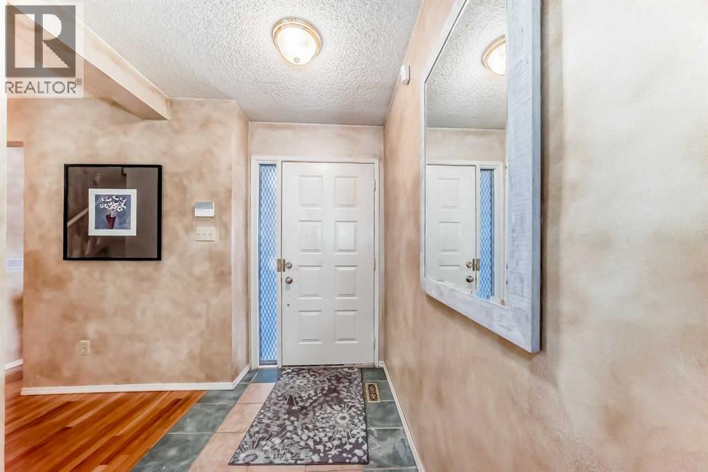 219 Point Mckay Terrace NW