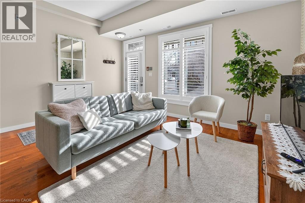 49 ONTARIO Street Unit# 11