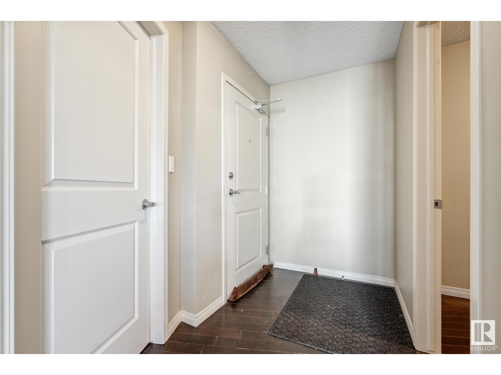 #307 111 AMBLESIDE DR SW