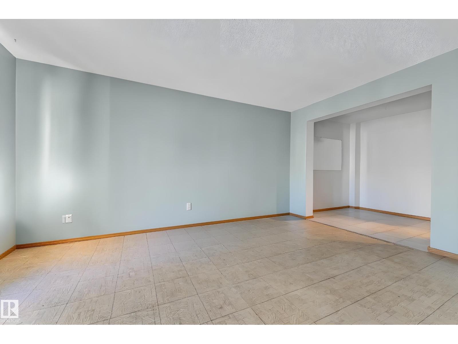 17D CALLINGWOOD CT NW
