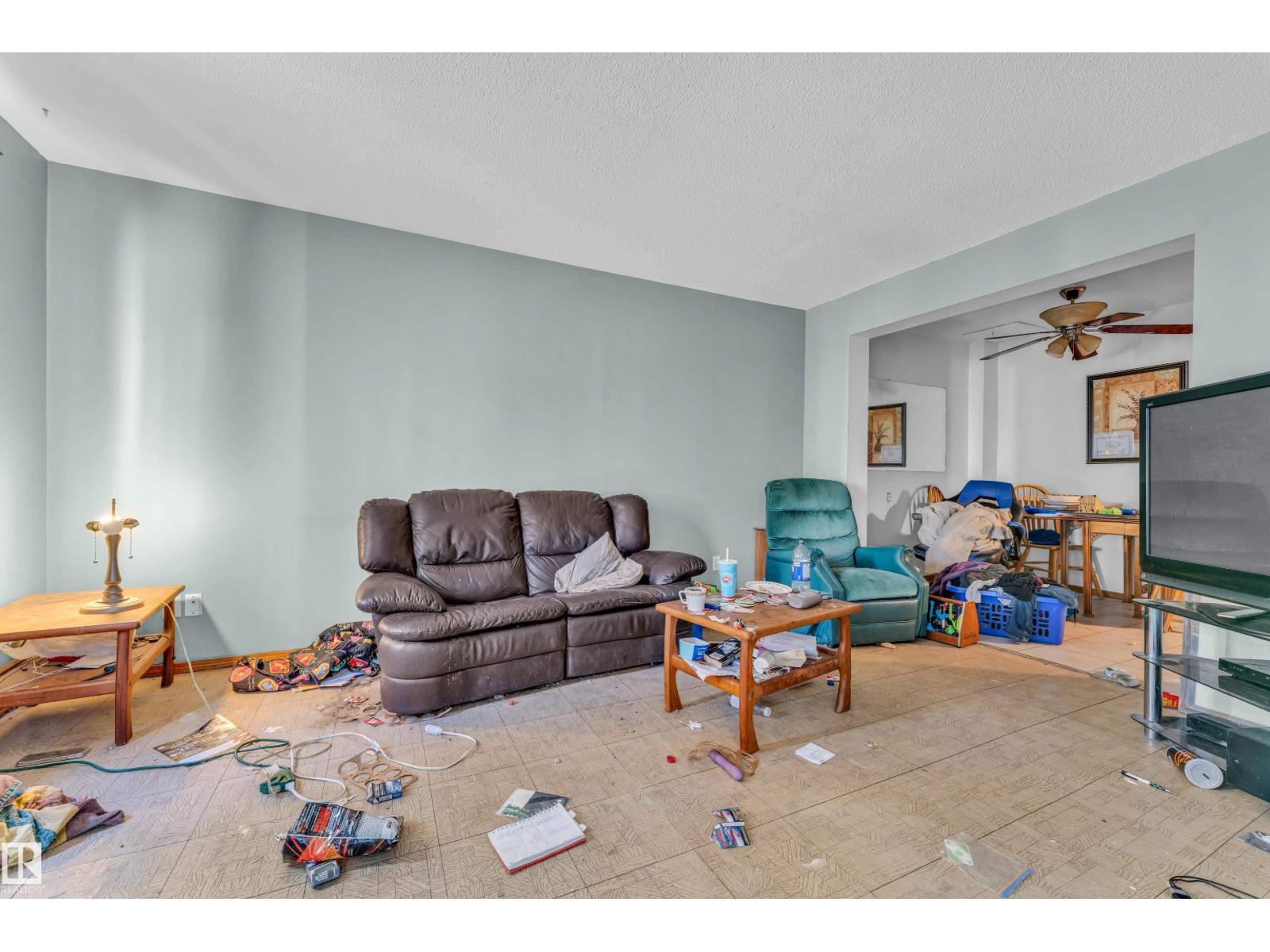 17D CALLINGWOOD CT NW