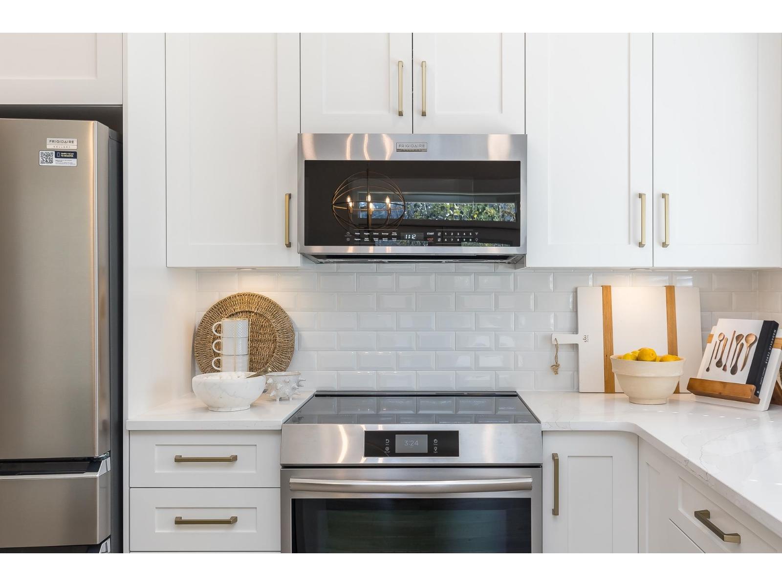 96 6211 CHILLIWACK RIVER ROAD|Sardis South