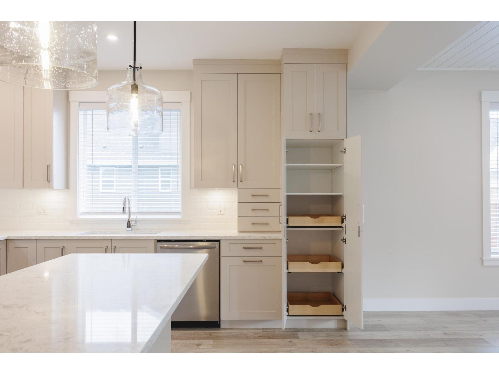 96 6211 CHILLIWACK RIVER ROAD|Sardis South