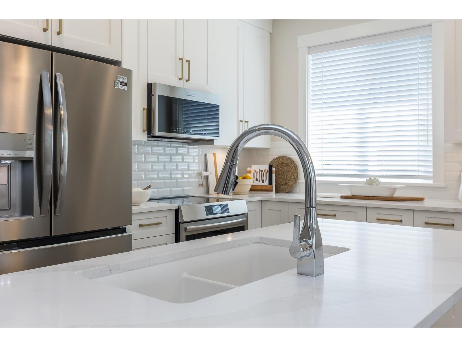 96 6211 CHILLIWACK RIVER ROAD|Sardis South