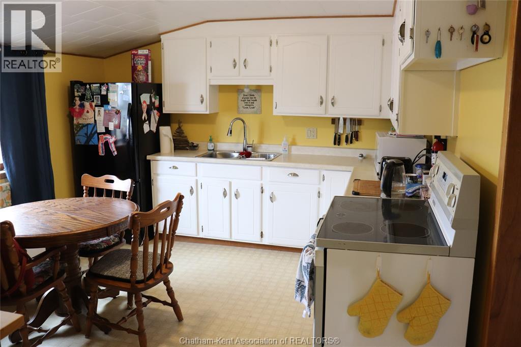 388 Talbot STREET West