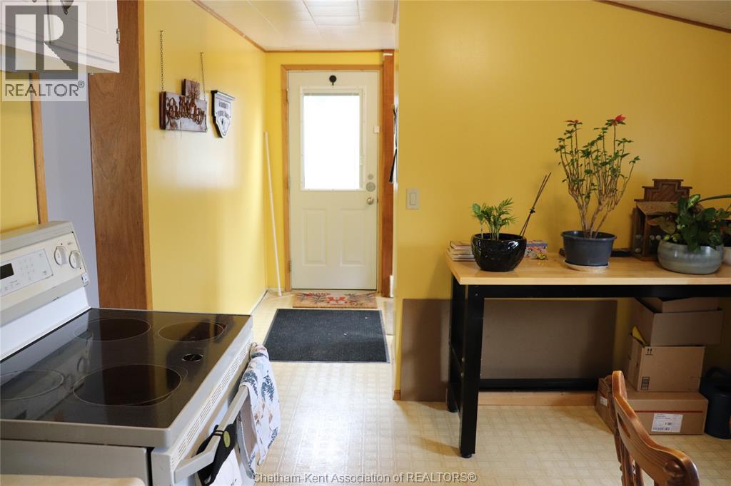 388 Talbot STREET West