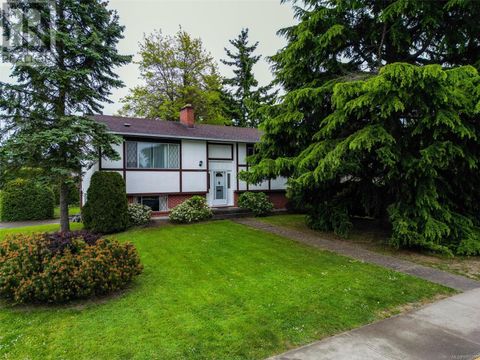 10327 Bowerbank Rd Sidney BC V8L3L2