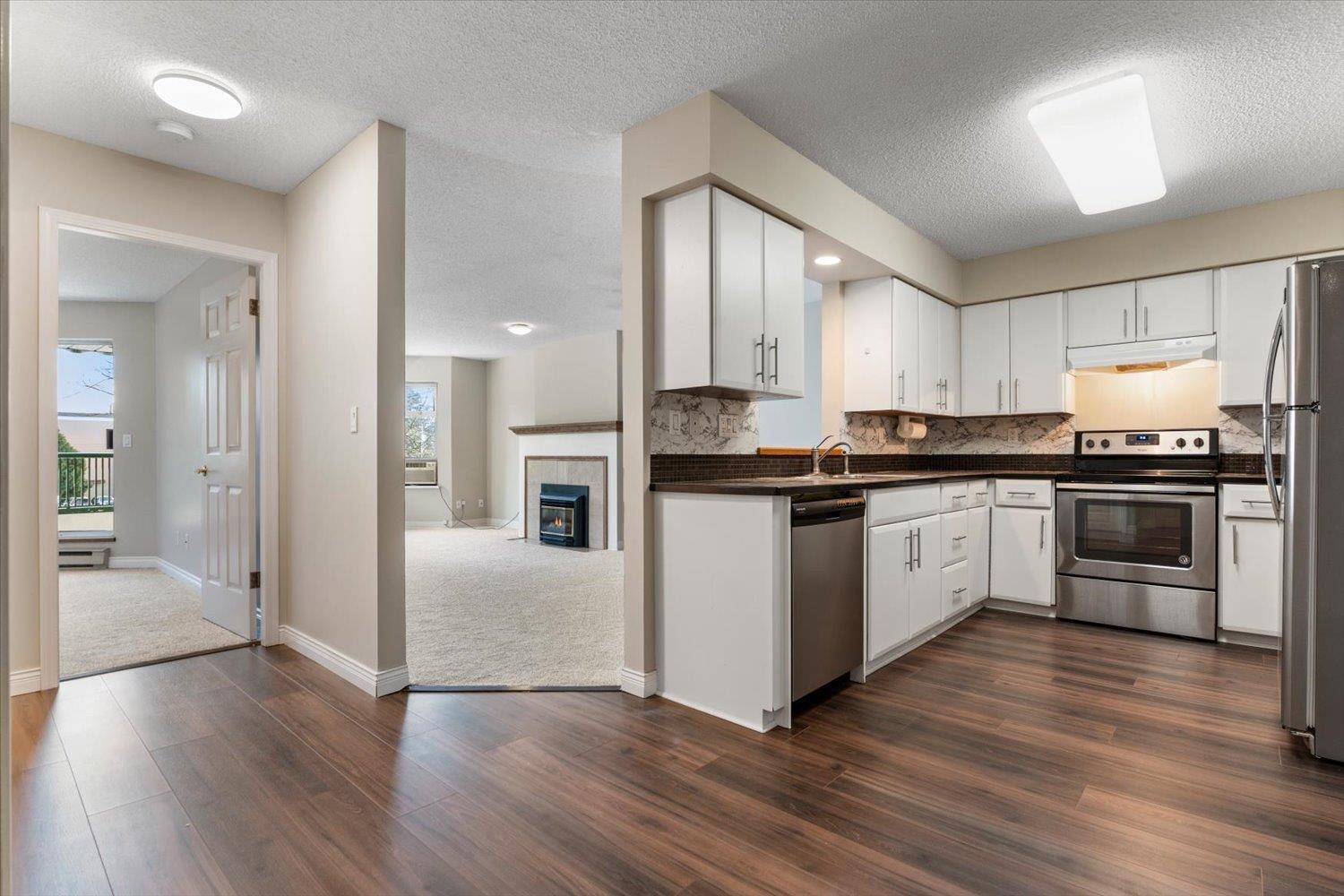 205 45604 BRETT AVENUE|Chilliwack Proper West