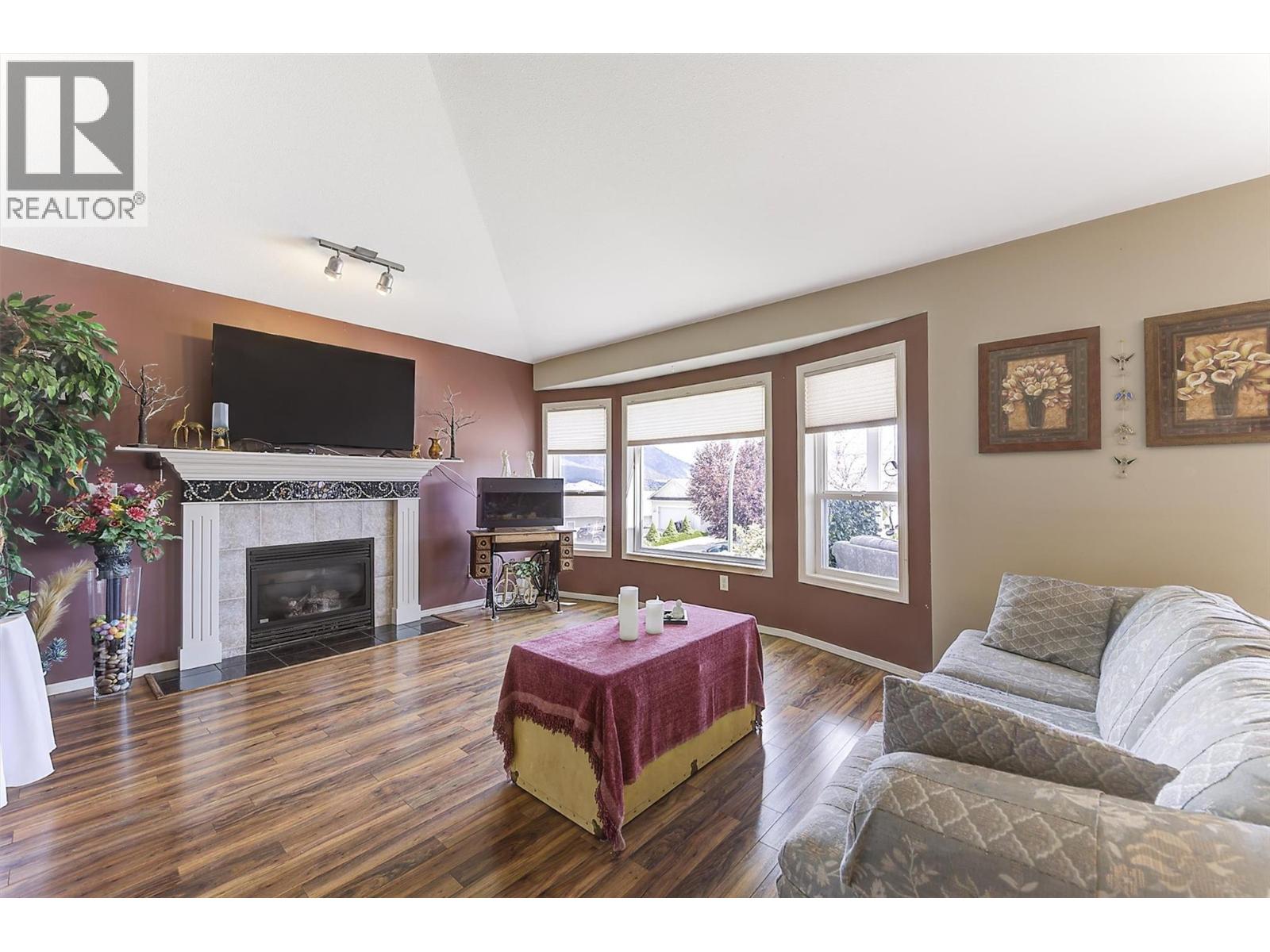 3684 Morningside Drive