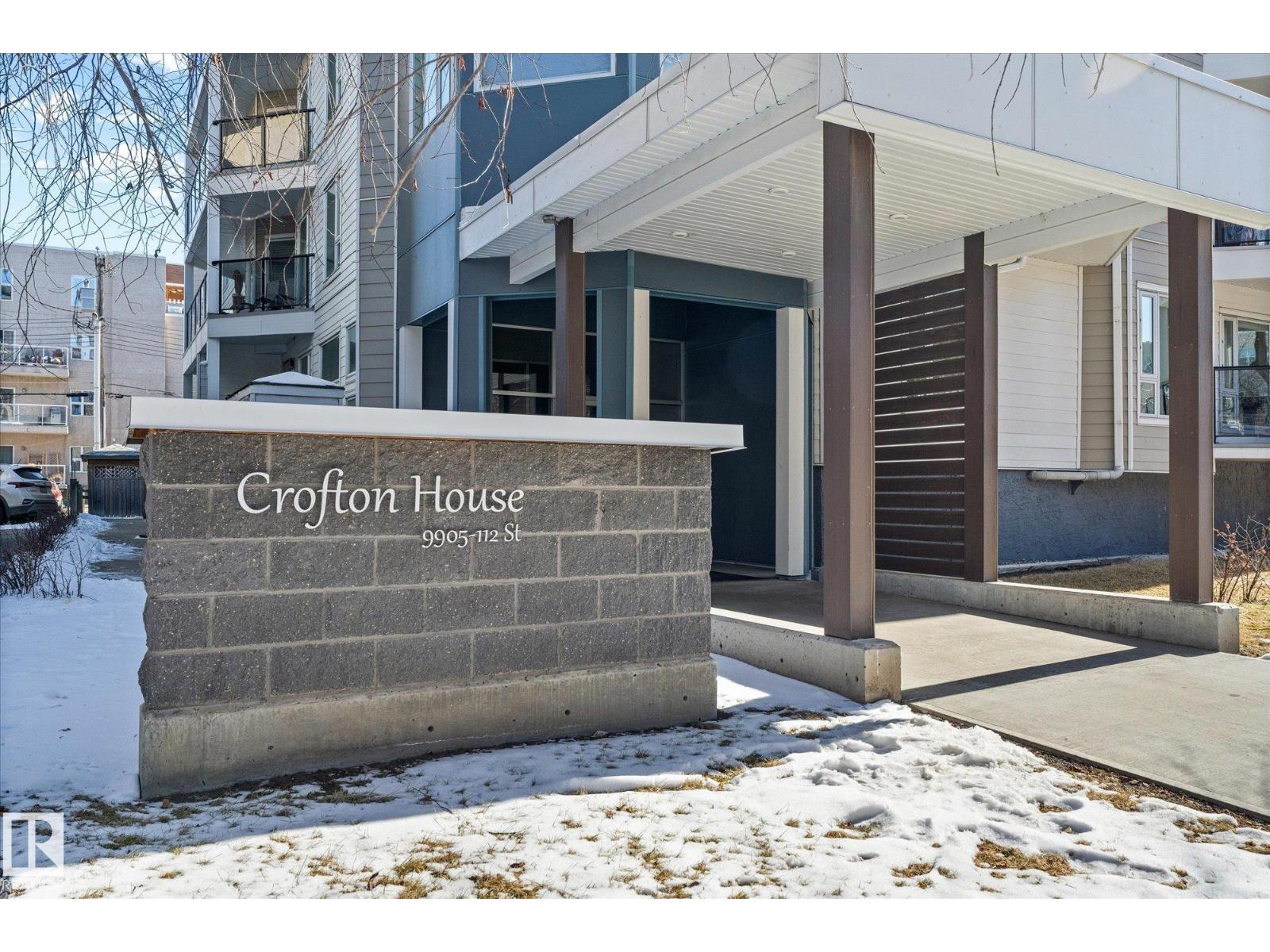 #202 9905 112 ST NW