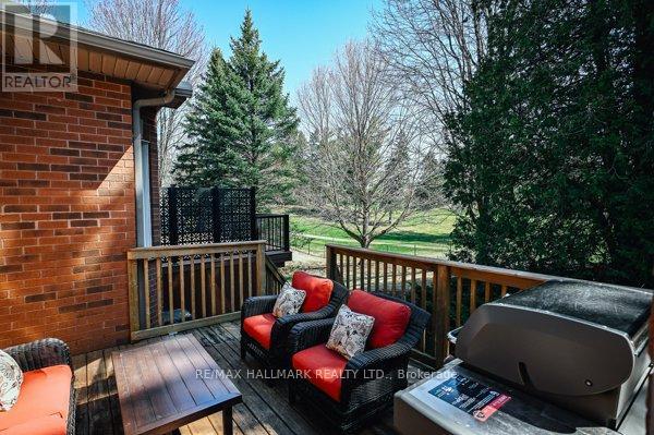 12 FAIRWAY LANE