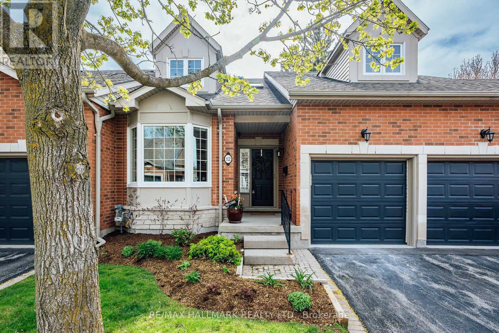 12 FAIRWAY LANE