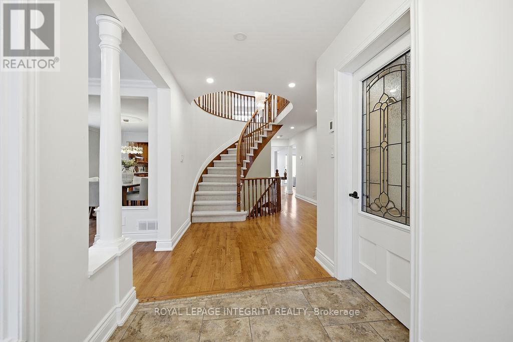 50 ROSENFELD CRESCENT