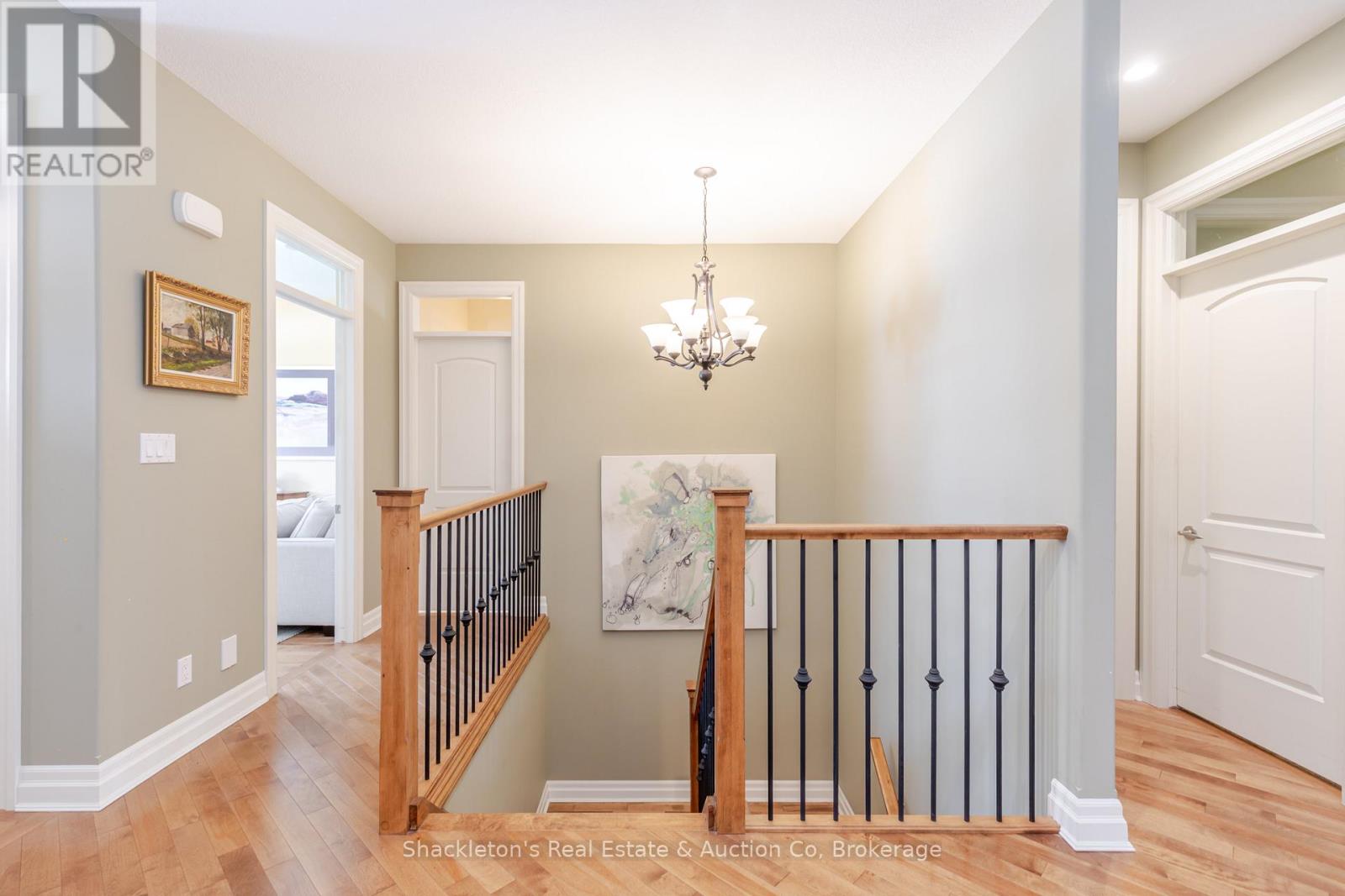 47 NORTH POINTE DRIVE