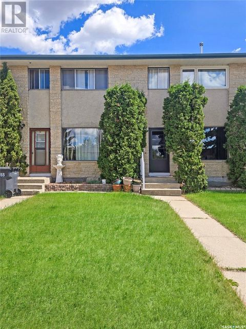 13 Calwood CRESCENT Yorkton SK S3N2T5