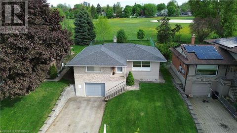 254 VILLAGE Road Kitchener ON N2M4L4