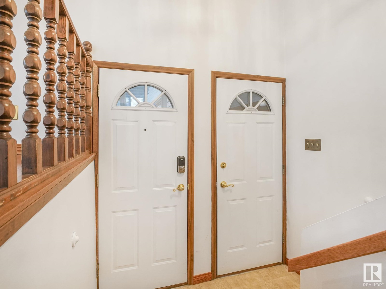 16512 109 ST NW