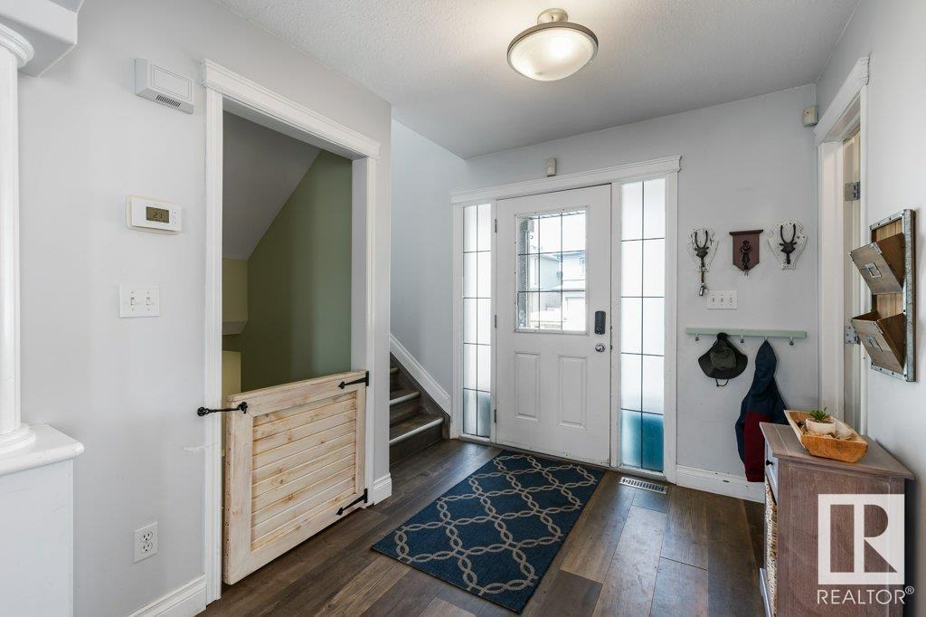 4713 160 AV NW