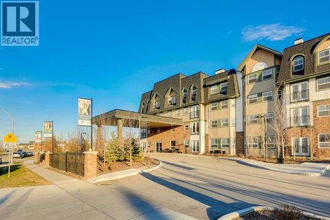 425, 2635 Eversyde Avenue SW Calgary AB T2Y5G9