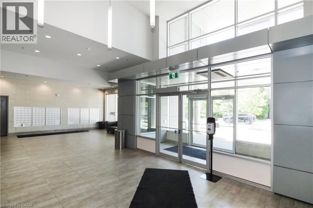 318 SPRUCE Street Unit# 2203