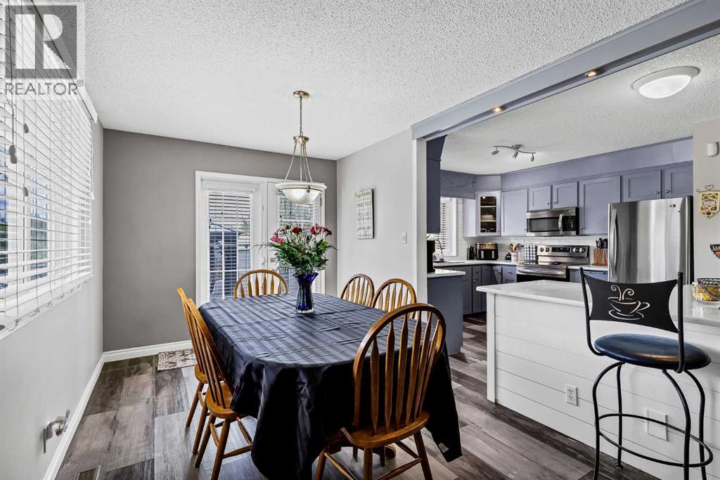 364 Silvergrove Place NW