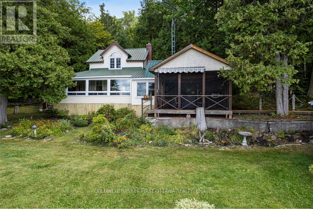 4712 BRITON HOUGHTON BAY ROAD