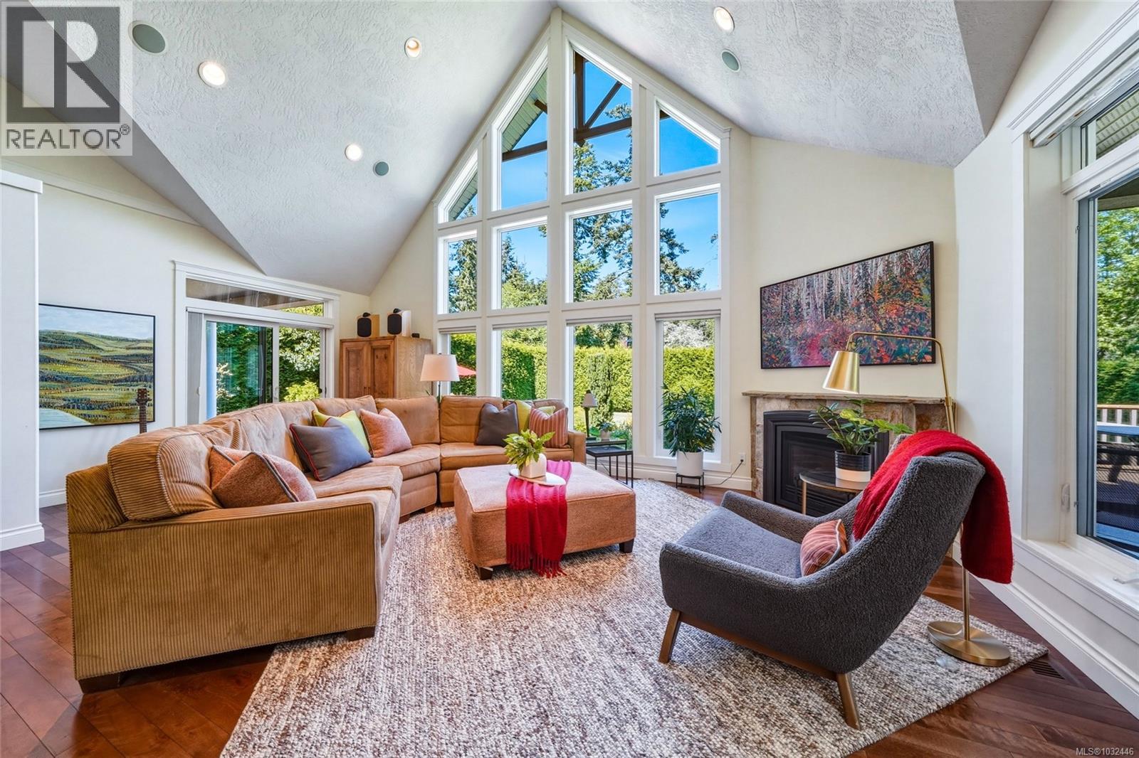 3949 Valhalla Lane