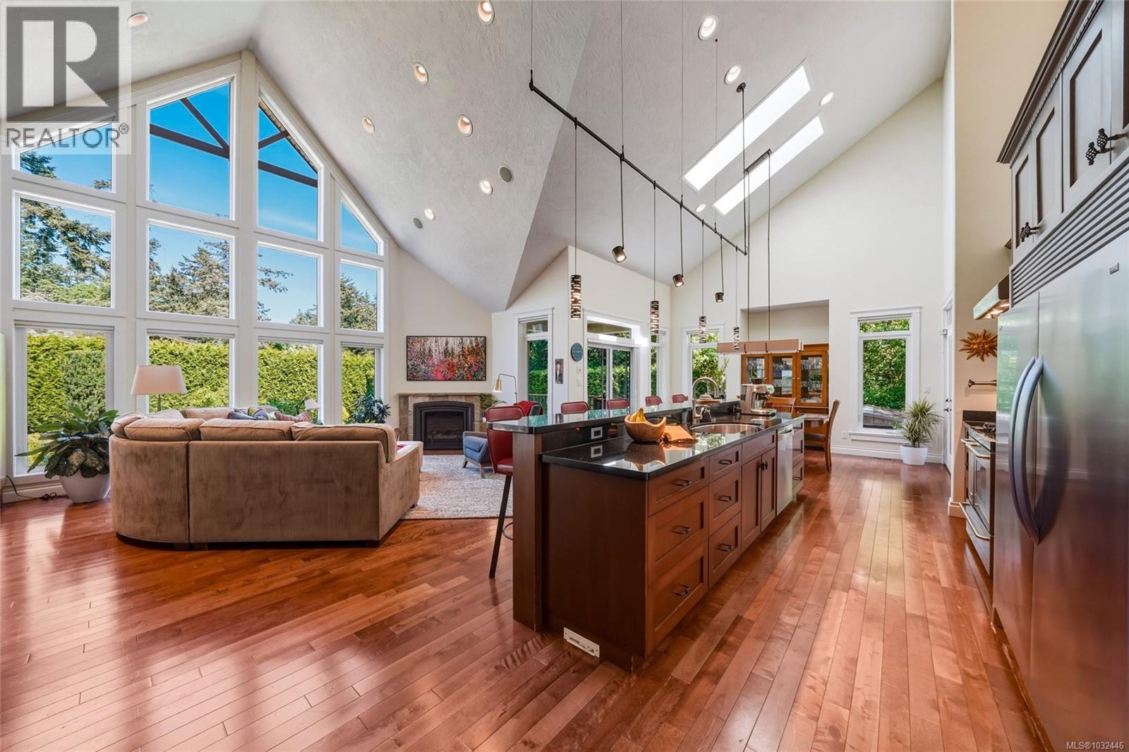 3949 Valhalla Lane