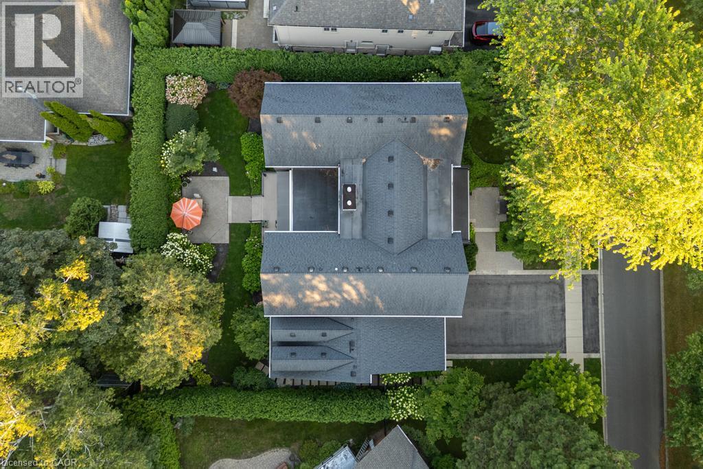 253 ROSSMORE Boulevard
