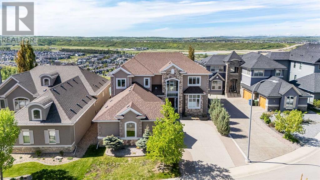 80 Cranarch Heights SE