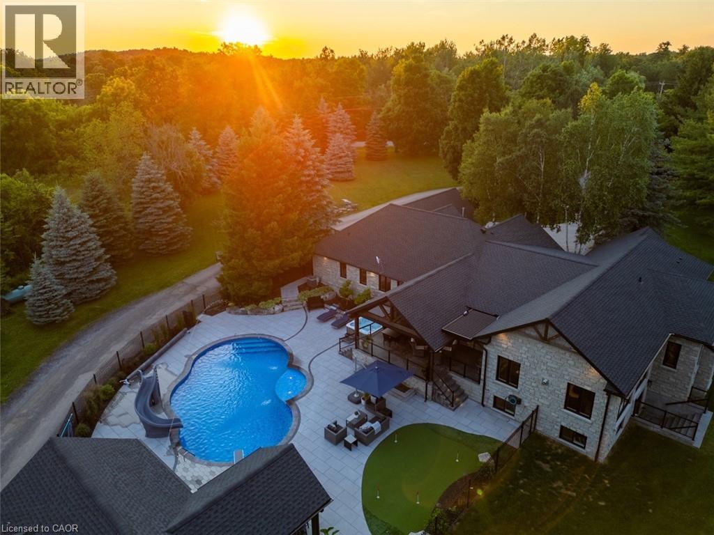 102 CONCESSION 11 E