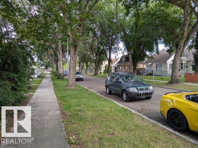 11706 90 ST NW