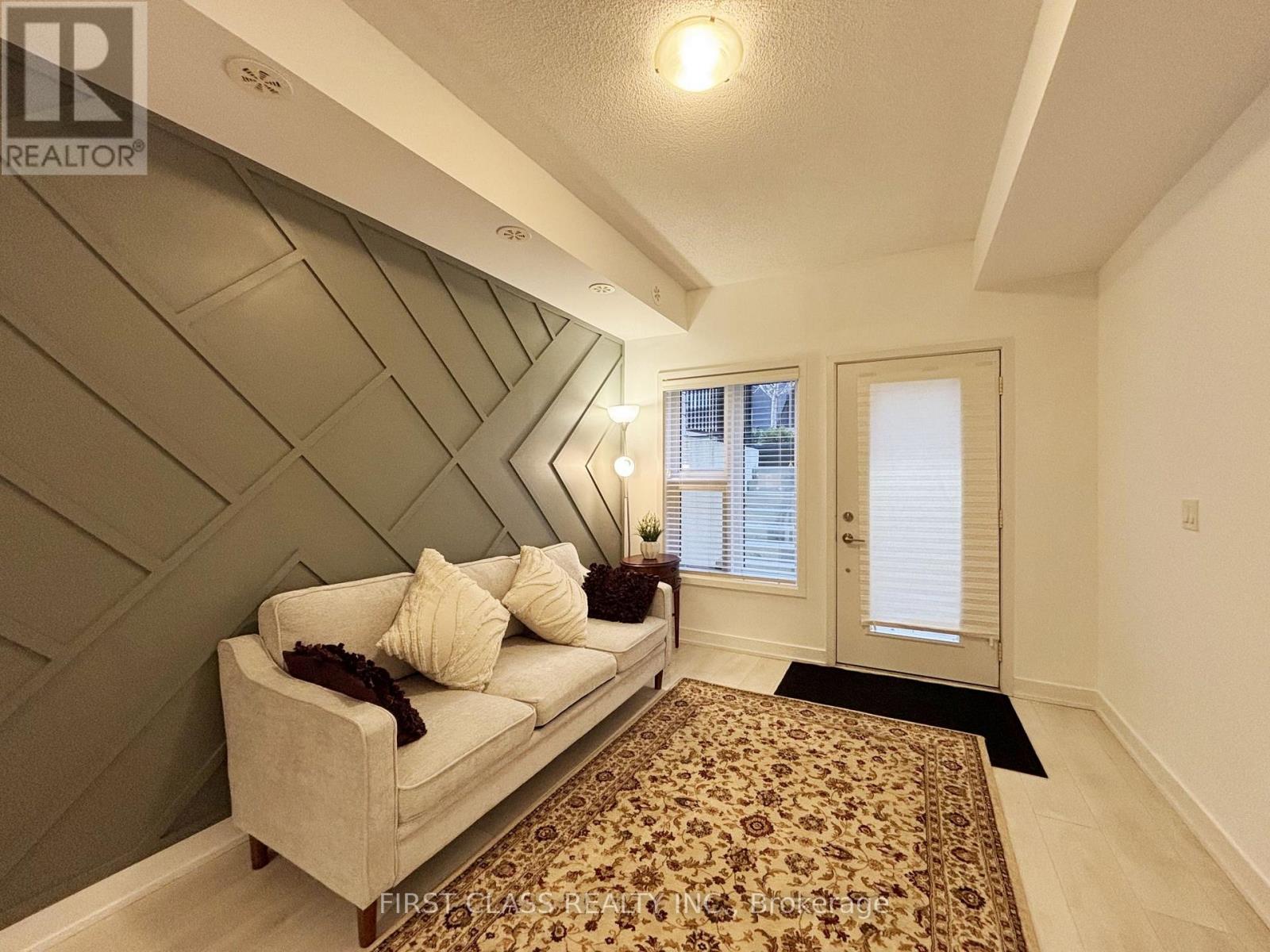 514 - 1127 COOKE BOULEVARD