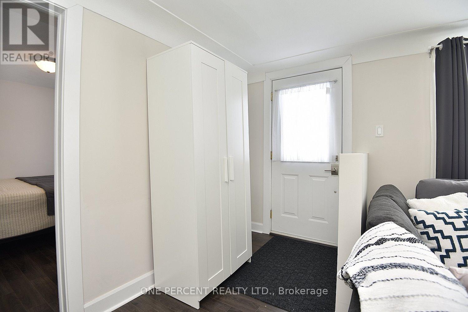 3 MAITLAND AVENUE