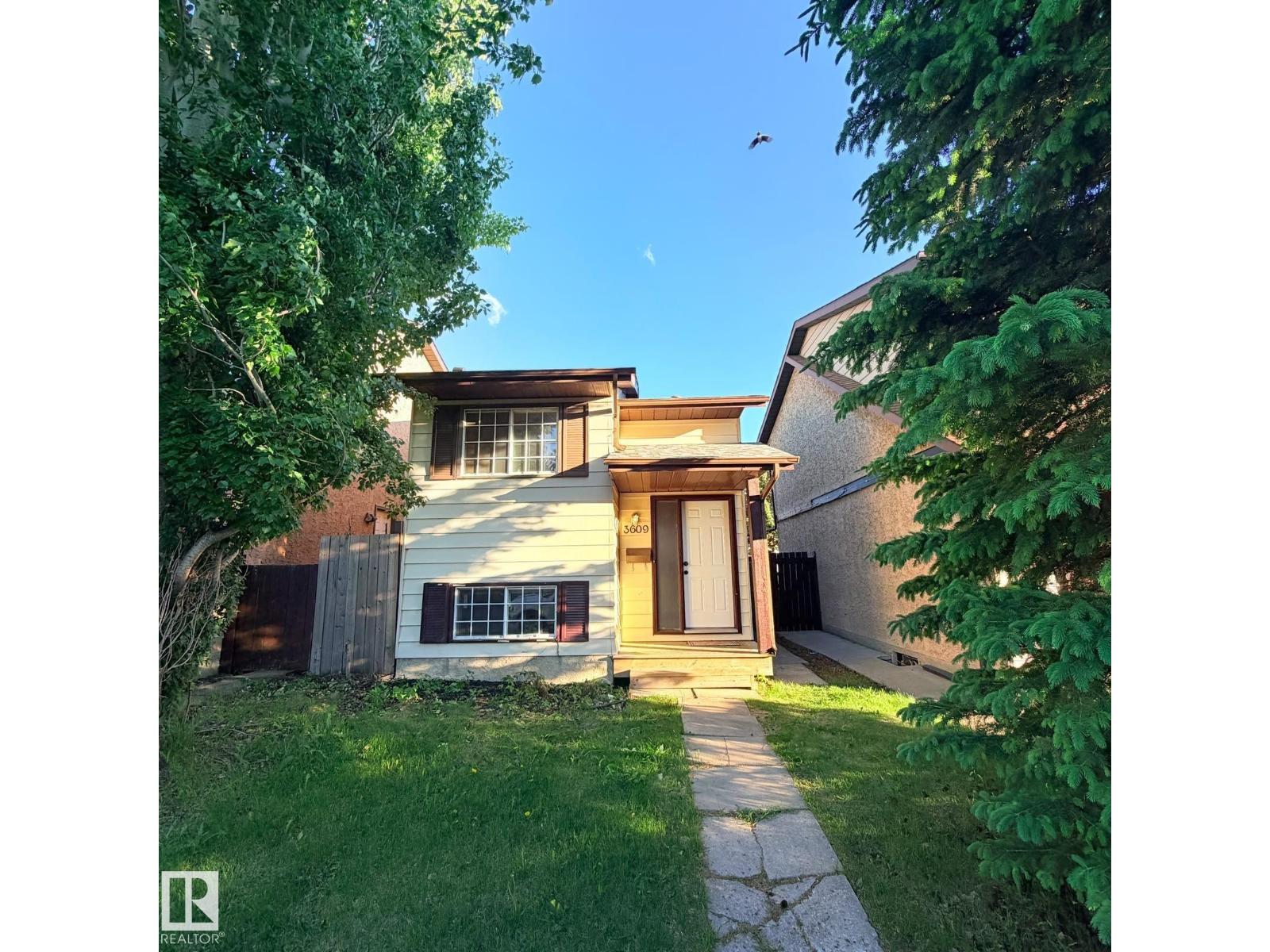 3609 43 AV NW