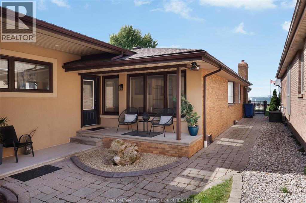 12862 RIVERSIDE