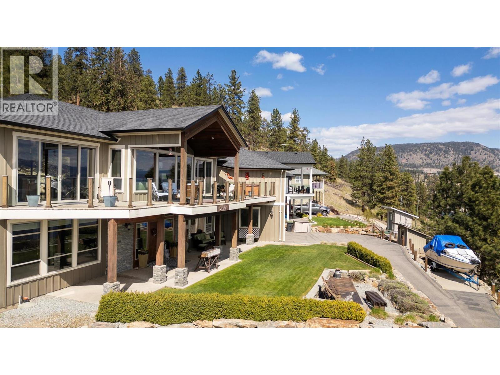 5824 Columbia Avenue