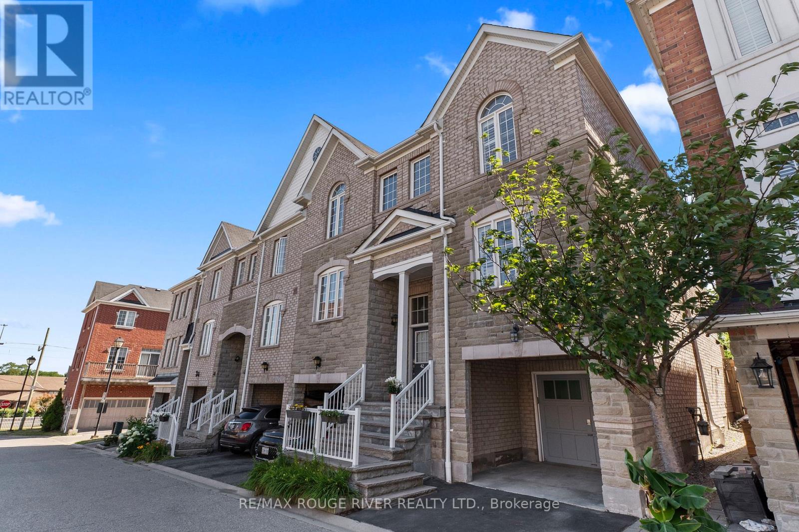 43 - 530 KINGSTON ROAD
