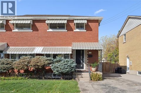 128 DONALD Street Kitchener ON N2B3G8
