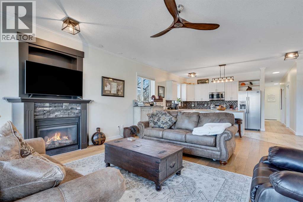 303, 29 N Railway Street N